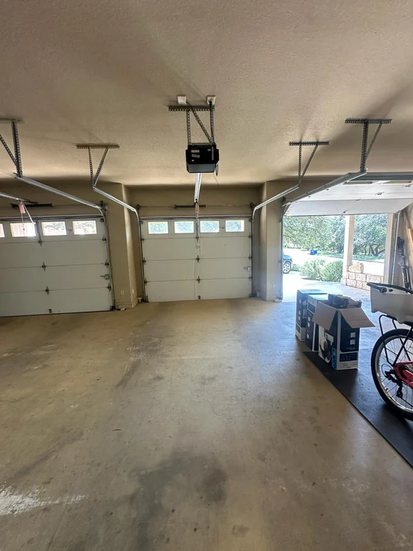 Professional Garage Door Services equipment used in Bulverde