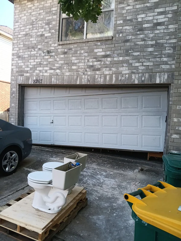 Professional Garage Door Services equipment used in Alamo Heights