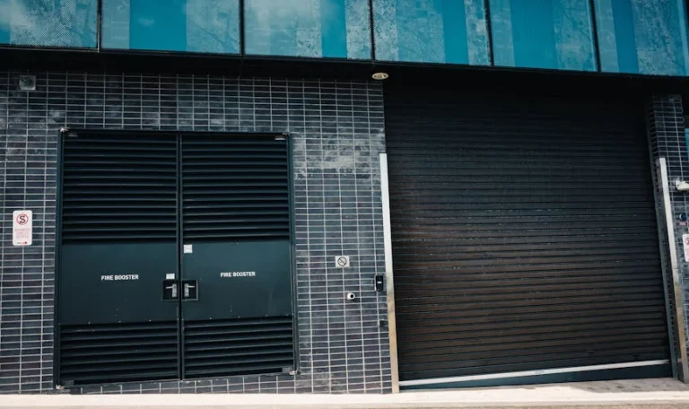 What Quality Emergency Service Should Always Include - Sagaragedoormasters